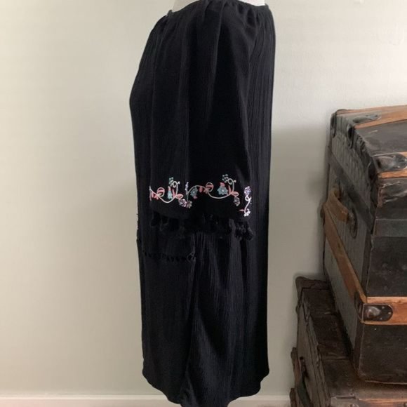 love,fire Rayon Embroidered Dress Size L - Picture 2 of 7